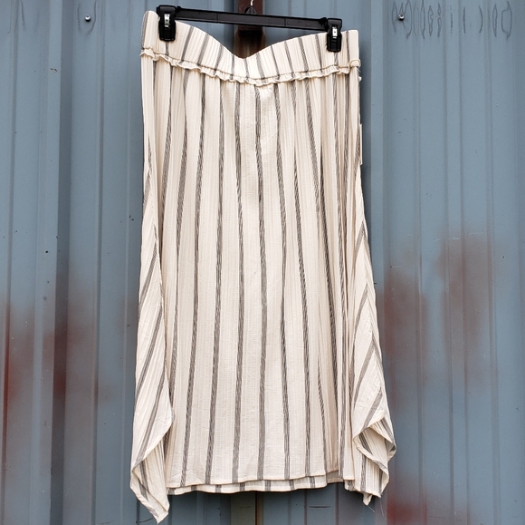 Ava James Asymmetrical Skirt Cream/Black Stripes - Picture 1 of 5